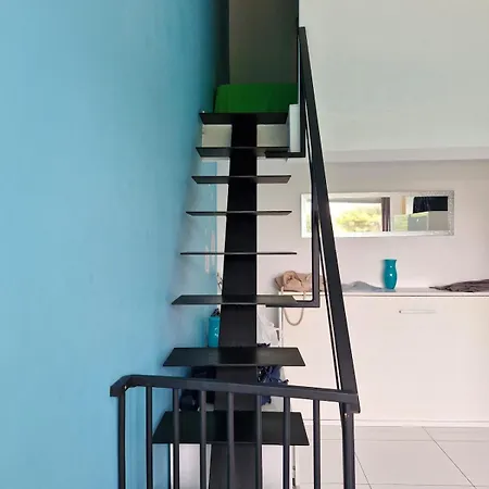 Beautiful 2 Bedrooms Duplex Quiet Terrace 公寓